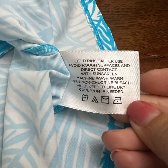 Coolibar Big Wave Swim Skort | Size Large | UPF 50+ - Picture 3 of 7